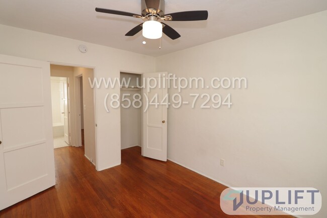Building Photo - $500 off MOVE IN NOW! University Heights h...