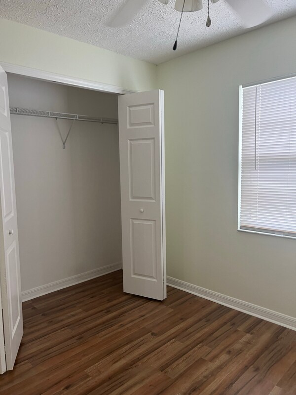 Building Photo - 8622 Brackenwood Dr