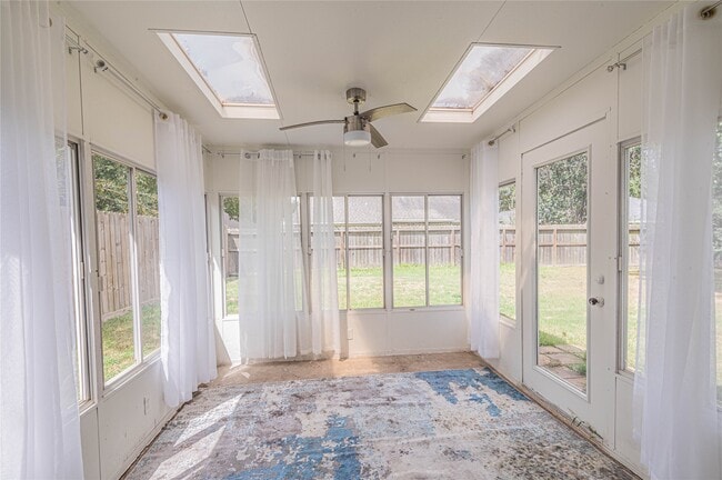 Building Photo - 5134 Cotter Ln