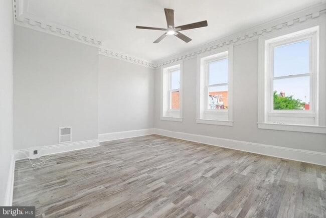 Building Photo - 2547 Ashton St