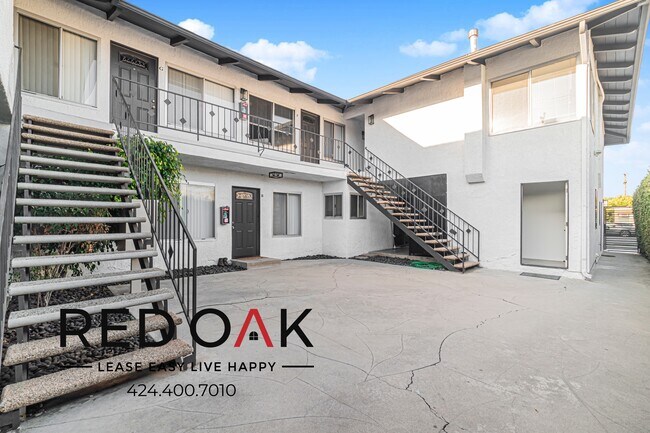 Building Photo - 1751 Cabrillo Ave