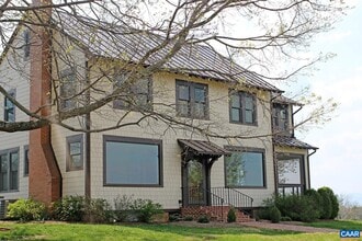 Building Photo - 4577 Stony Point Rd