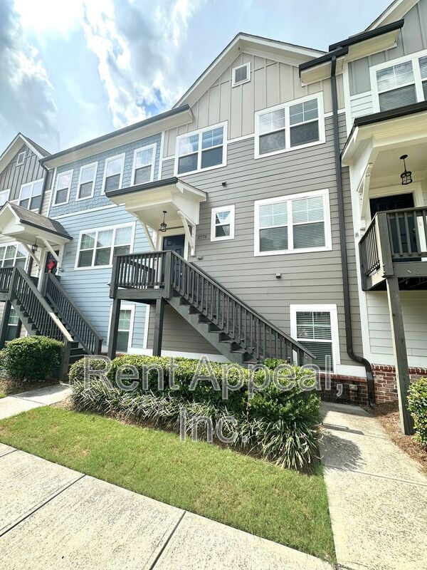 Building Photo - 3779 Oxford Cir