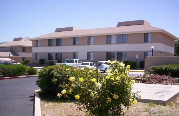 Primary Photo - Coronado Glen Apartments