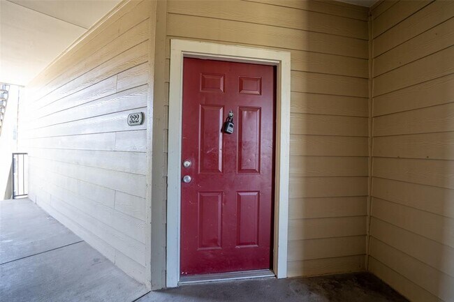 Primary Photo - 2320 Gracy Farms Ln