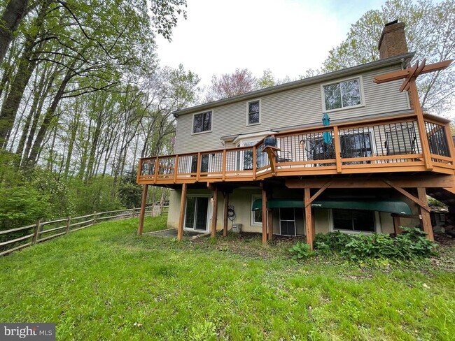Building Photo - 3428 Reedy Dr