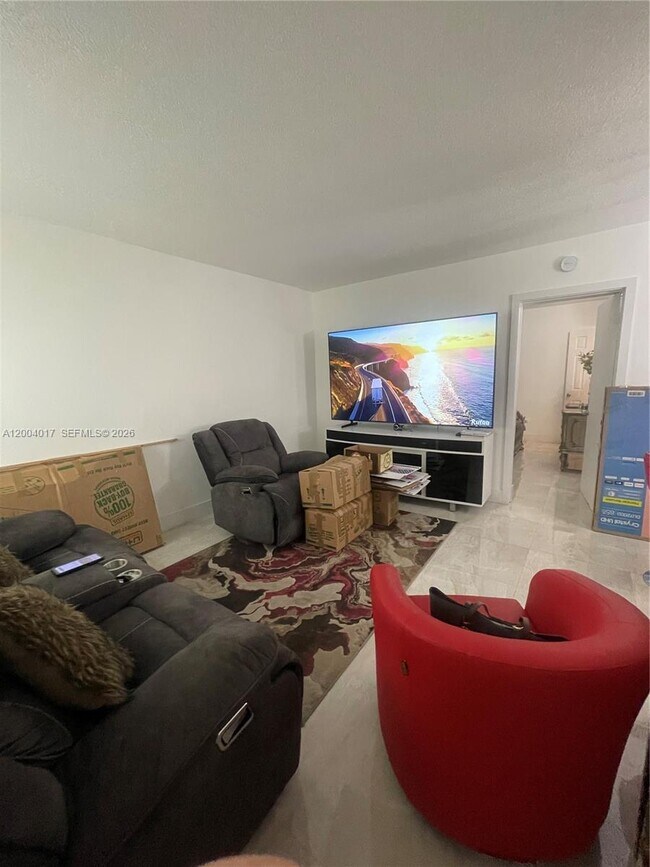 Building Photo - 1255 W 49th Pl