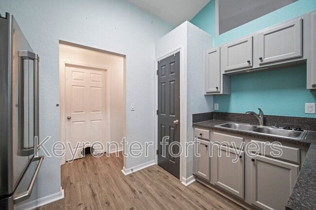 Building Photo - 2006 Polar Ave