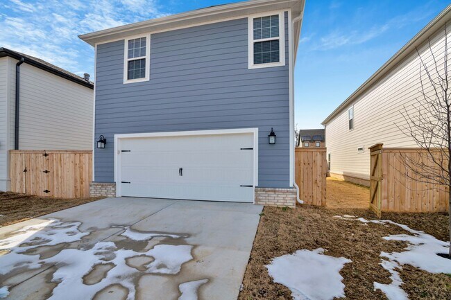 Building Photo - Beautiful 4 Bed 4.5 Bath New construction Home off of Rupple!! Pre-Leasing for Summer!