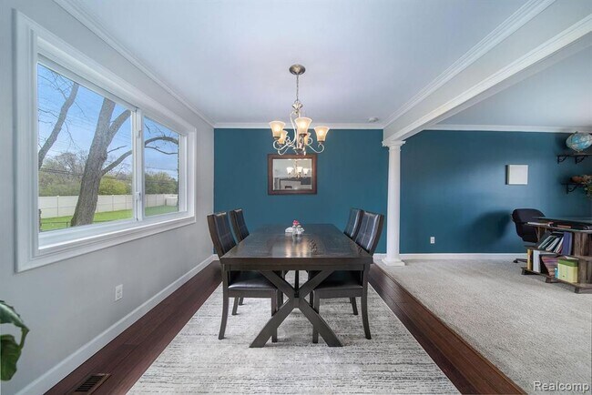 Building Photo - 2536 Alveston Dr