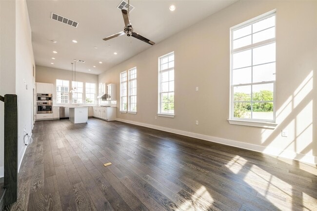 Building Photo - 1308 Tinnin Ford Rd