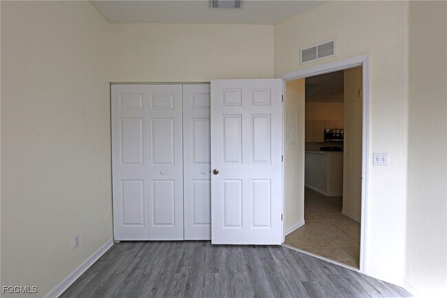 Building Photo - 4117 Bellasol Cir