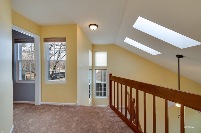 Building Photo - 344 Kildare Ct