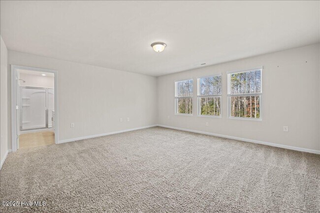 Building Photo - 149 Wilbur Lake Dr