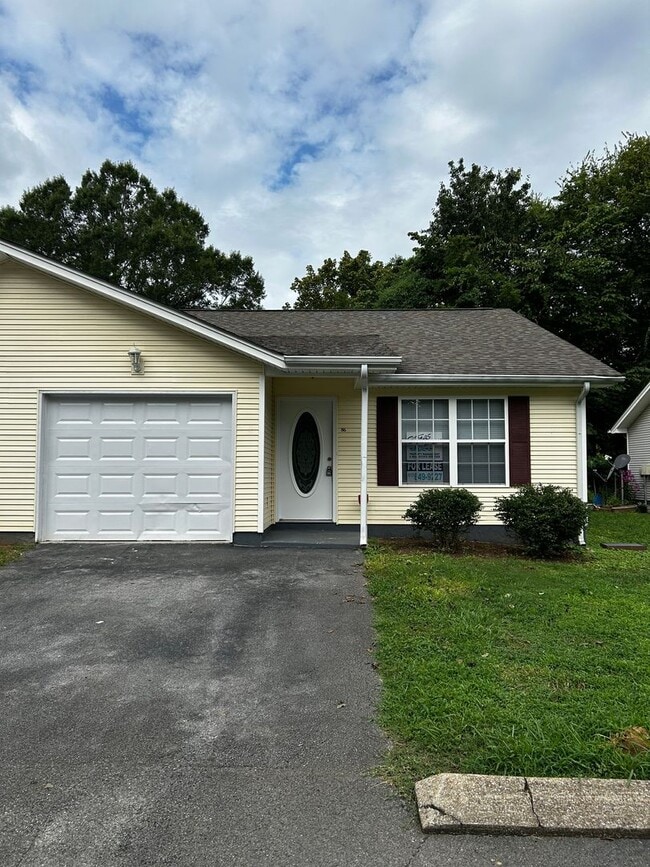 Primary Photo - Charming 2 Bed, 1 Bath, 1 Car Garage, Cove...
