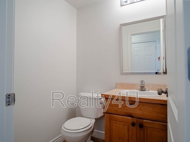 Building Photo - 13341 Copper Park Dr