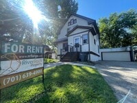 Building Photo - 4 Bedroom House Moorhead- AVAILABLE NOW!!