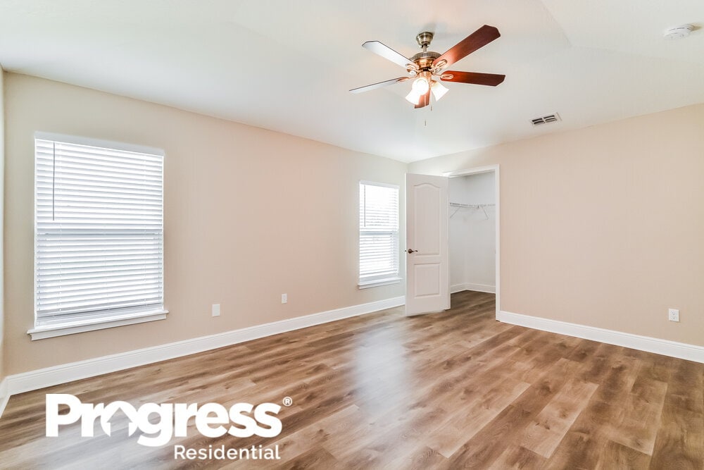 Building Photo - 463 Britten Dr