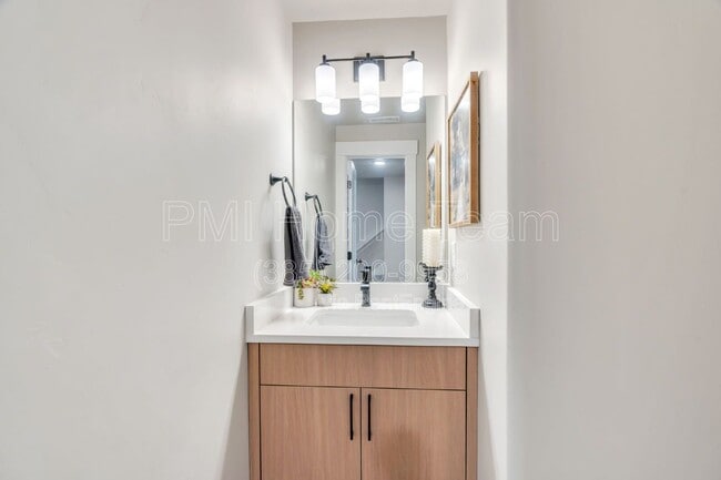 Building Photo - 7213 W Lara Leigh Ln