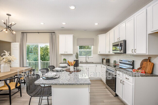 Building Photo - 3319 Penny Cove Dr