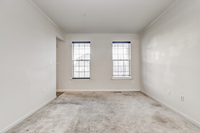 Building Photo - 9307 Drumman Dr