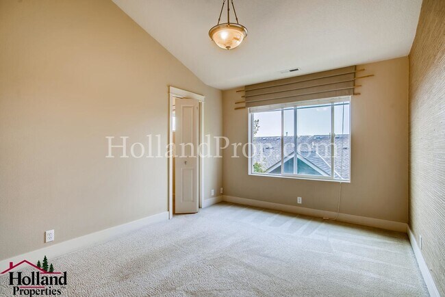 Building Photo - **COMING SOON** Spacious 3-Story Home in a...