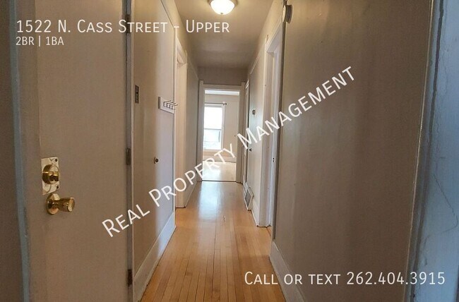 Building Photo - 1522 N Cass St