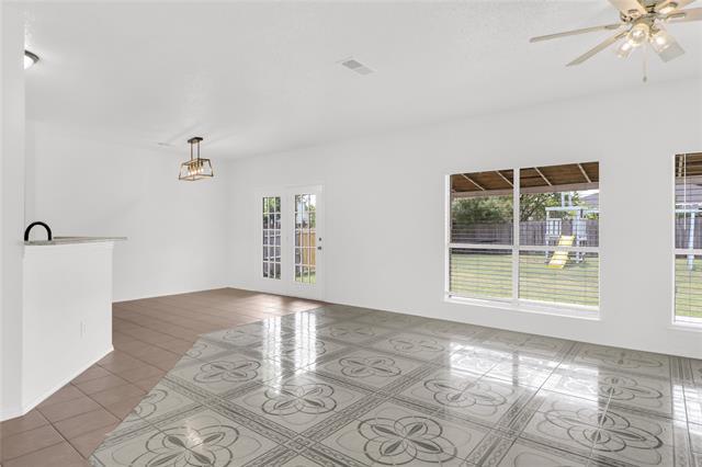 Building Photo - 6740 Silvercrest Dr