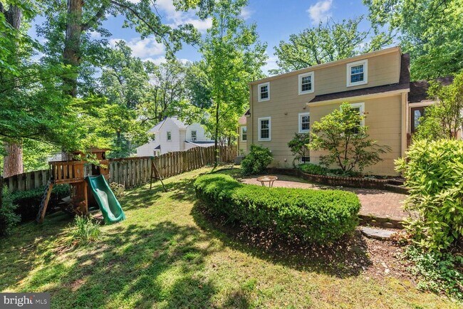 Building Photo - 5203 Elsmere Ave