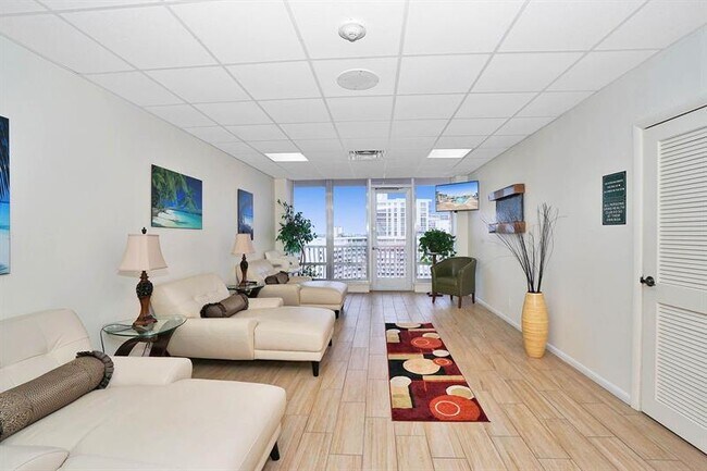 Building Photo - 4020 Galt Ocean Dr
