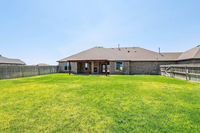 Building Photo - For Lease