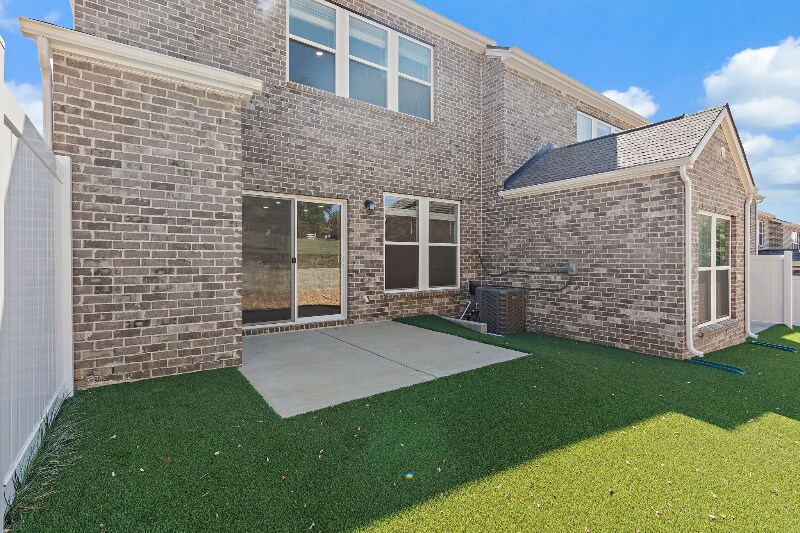 Building Photo - 7136 Mapleside Ln