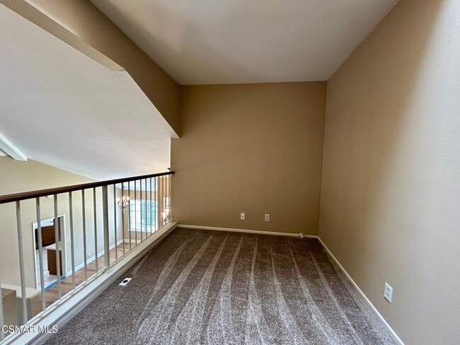 Building Photo - 408 Country Club Dr