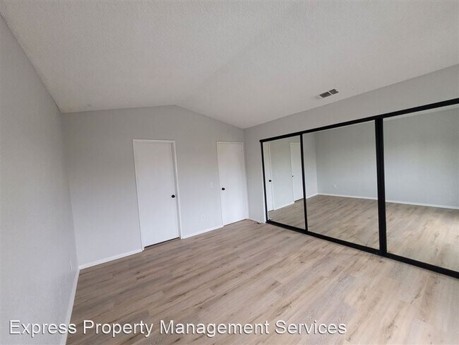 Building Photo - 1851 Eucalyptus St