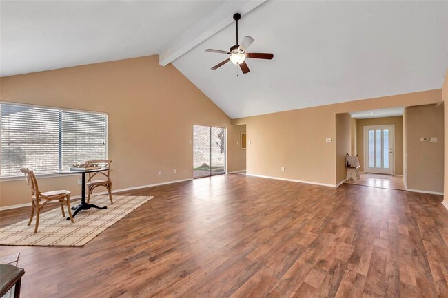 Building Photo - 1714 Barleton Way