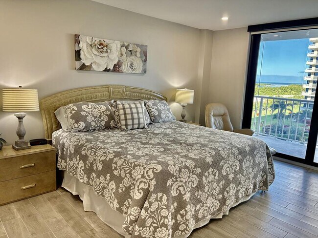 Building Photo - South Seas