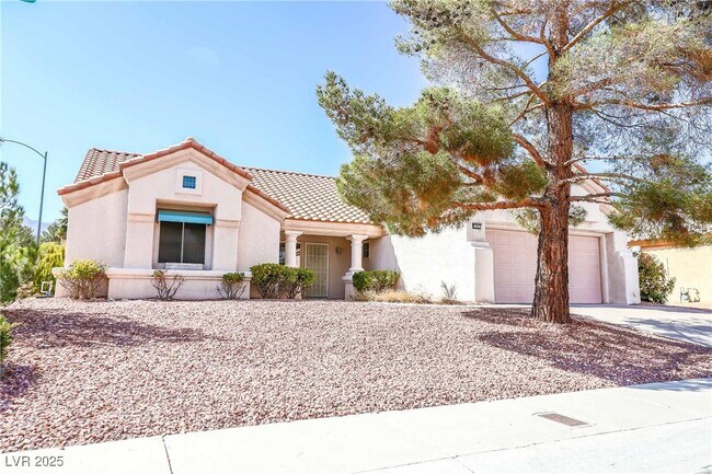 Primary Photo - 3001 Anna Bay Dr