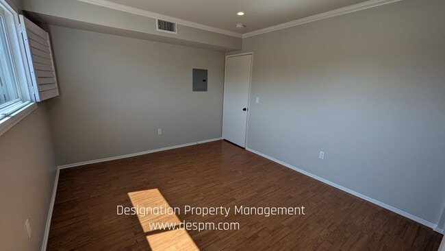 Building Photo - 2 BR 2 BA Condo Glassell Park NELA