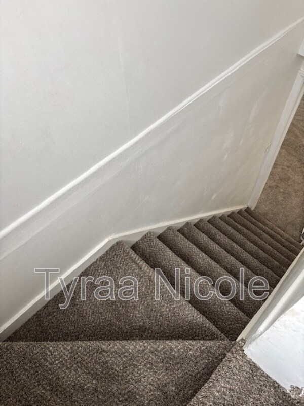 Building Photo - 18134 Vaughan St