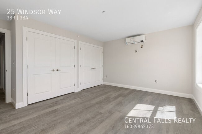 Building Photo - 25 Windsor Wy