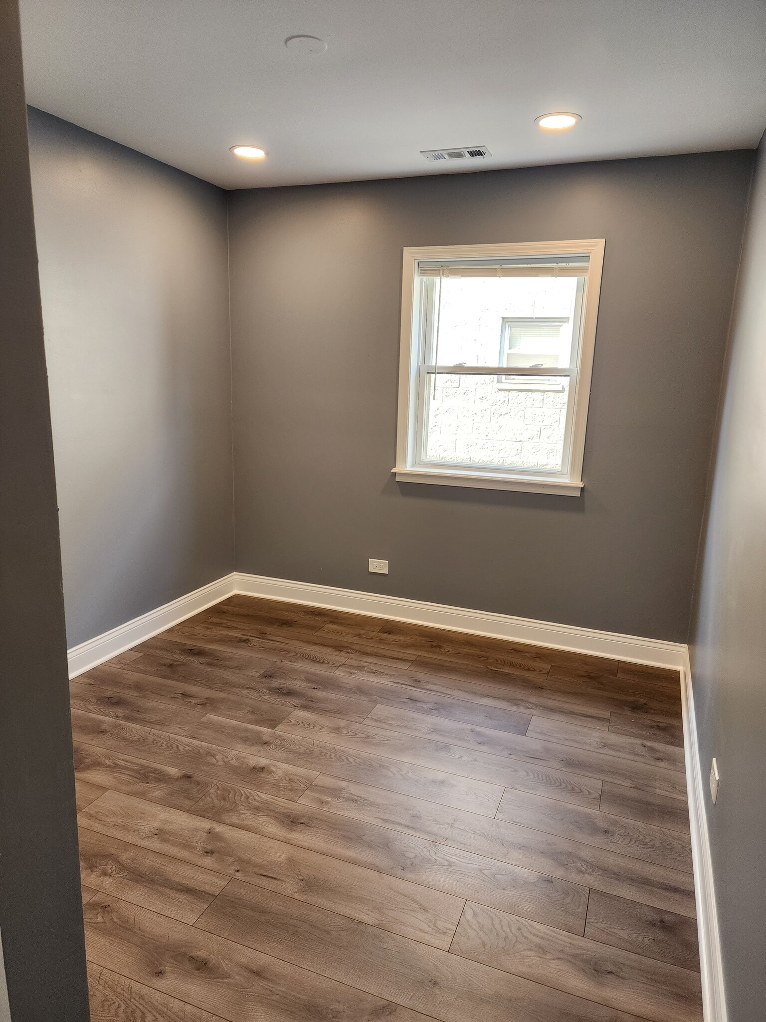 Bedroom - 5911 S Indiana Ave