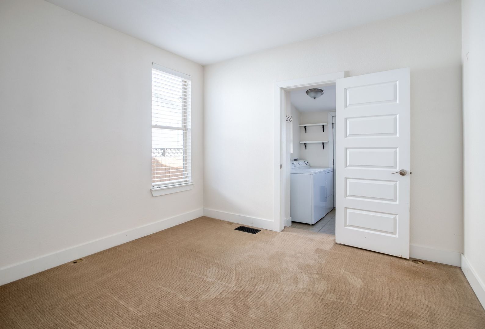 Building Photo - 3326 Quivas St