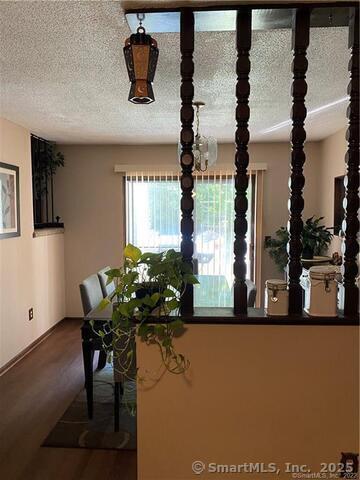 Building Photo - 630 Longfellow Dr