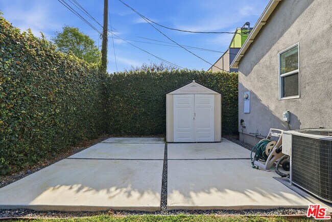 Building Photo - 11370 Matteson Ave