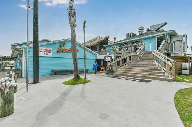 Building Photo - 21923 Frio Dr