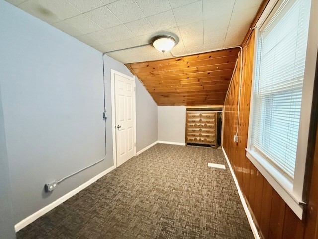 Building Photo - 2743 N Rutherford Ave