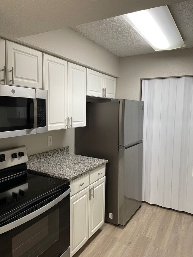 Building Photo - 3764 Idlebrook Cir