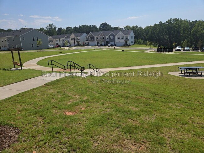 Building Photo - 1029 Aberleigh Ln