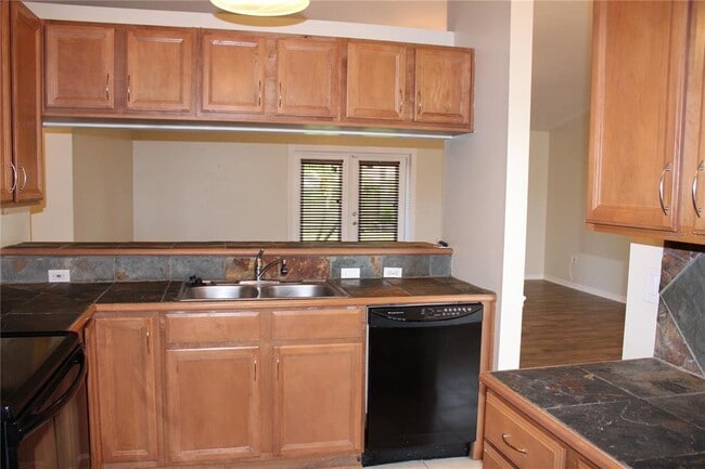 Building Photo - 3720 69th St E