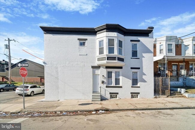 Building Photo - 6229 Callowhill St